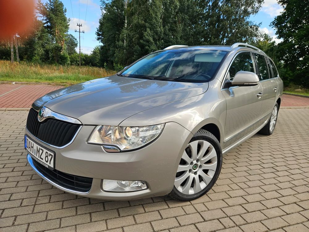 Skoda Superb II (2008-2018) 2.0 TDI DSG Elegance 2012