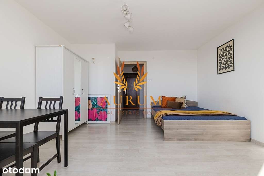 Kawalerka na Saskiej Kępie z piękna panoramą-4