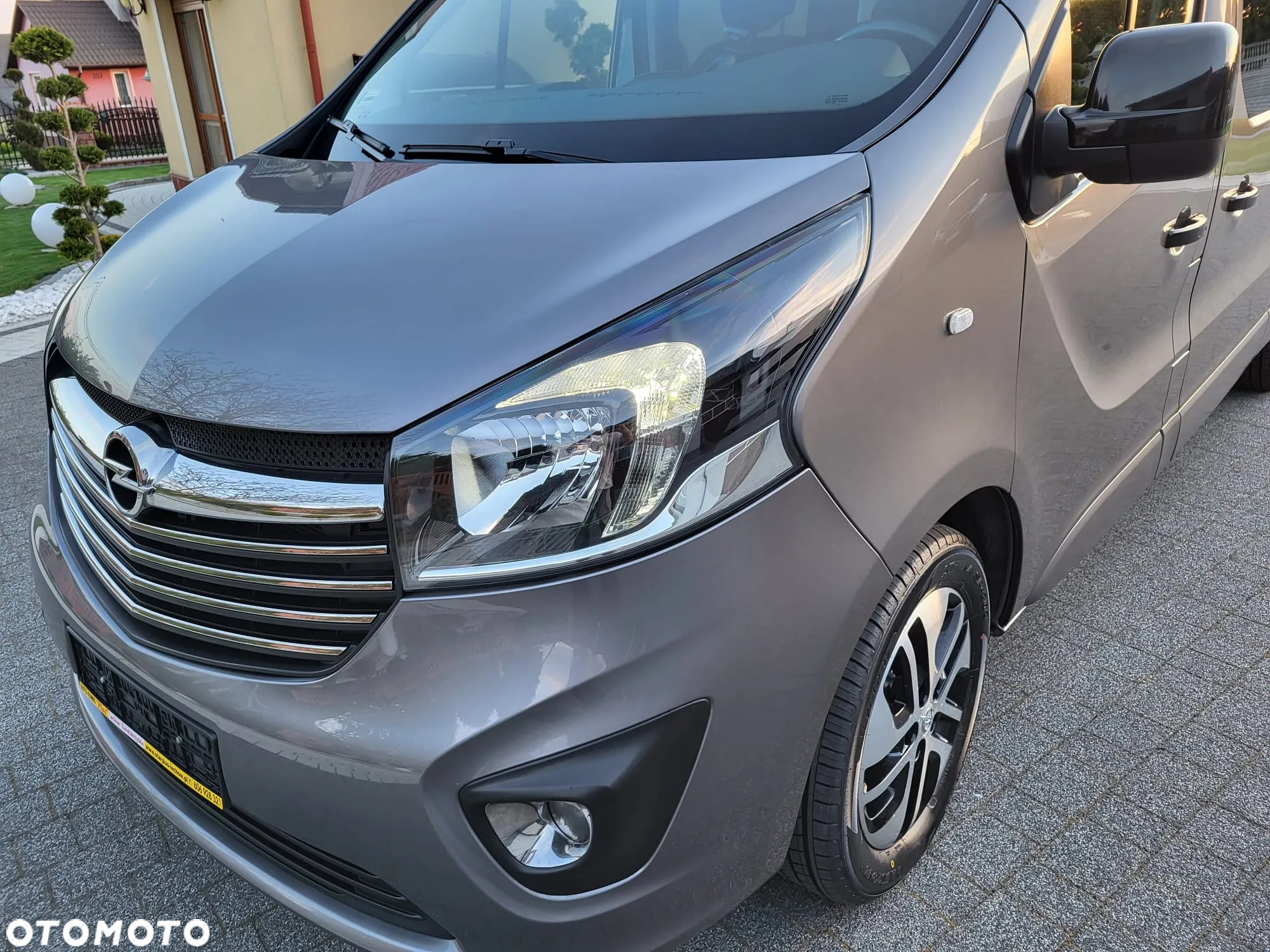 Opel Vivaro Tourer 1.6 CDTI L2 - 11