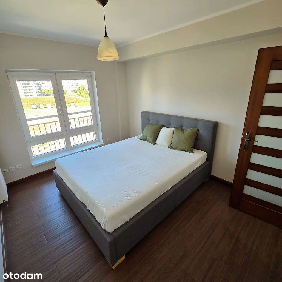 Przestronne mieszkanie 2 pokojowe z balkonem - ul. Milczańska 1