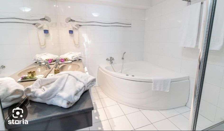 Hotel 4 stele Catedrala Neamului - Imagine principală: 5/6