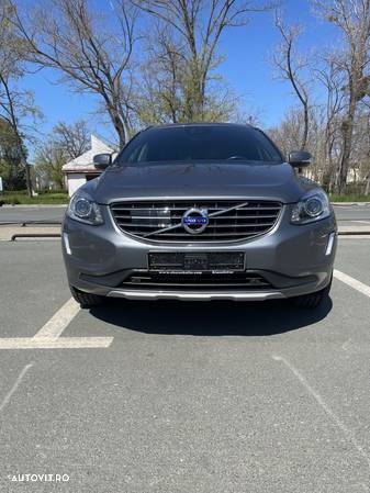 Volvo XC 60 D4 Geartronic Summum - 9