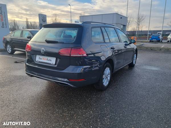 Volkswagen Golf 1.6 TDI Comfortline - 5