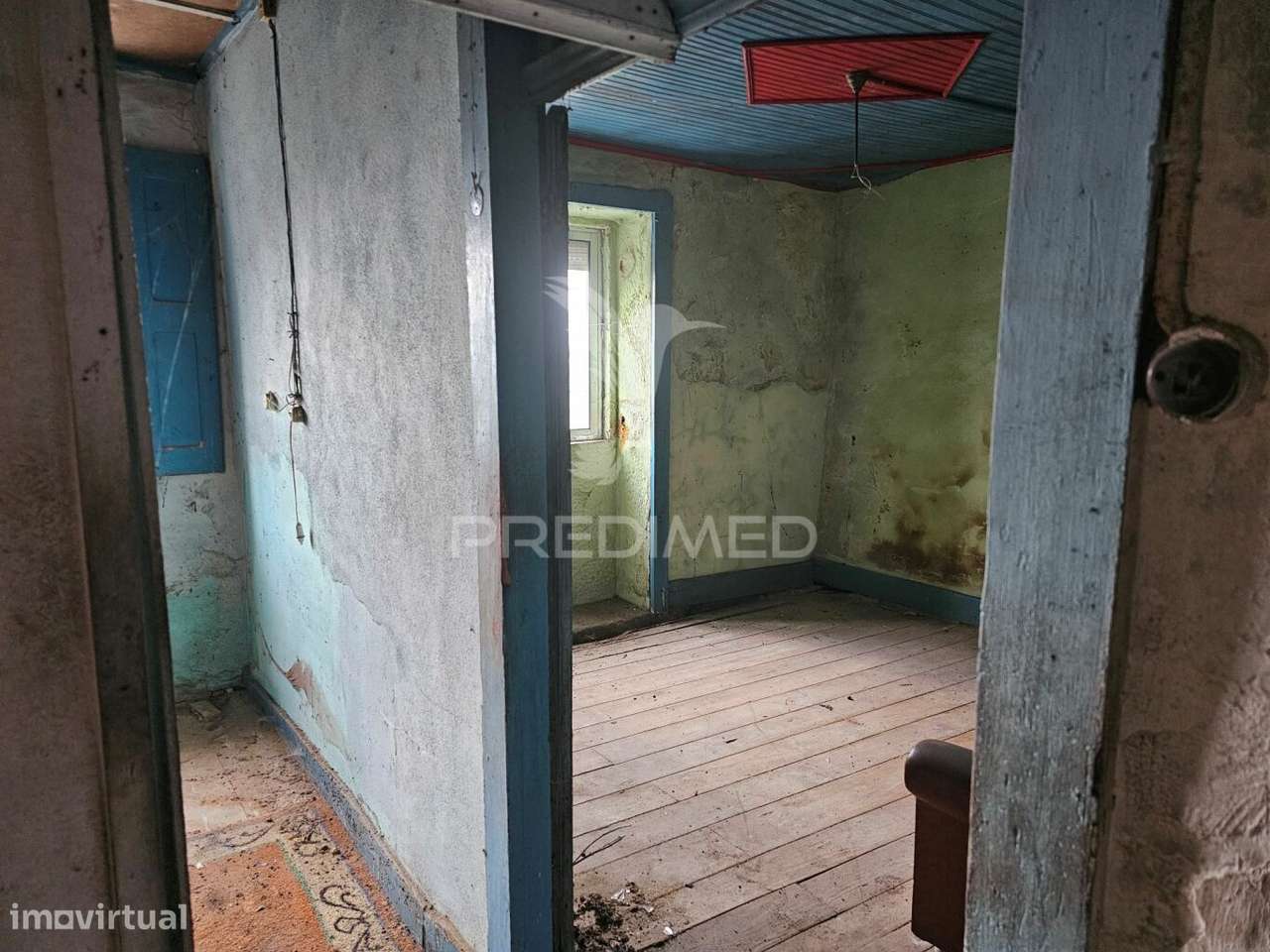 Moradia com terreno - Grande imagem: 5/6