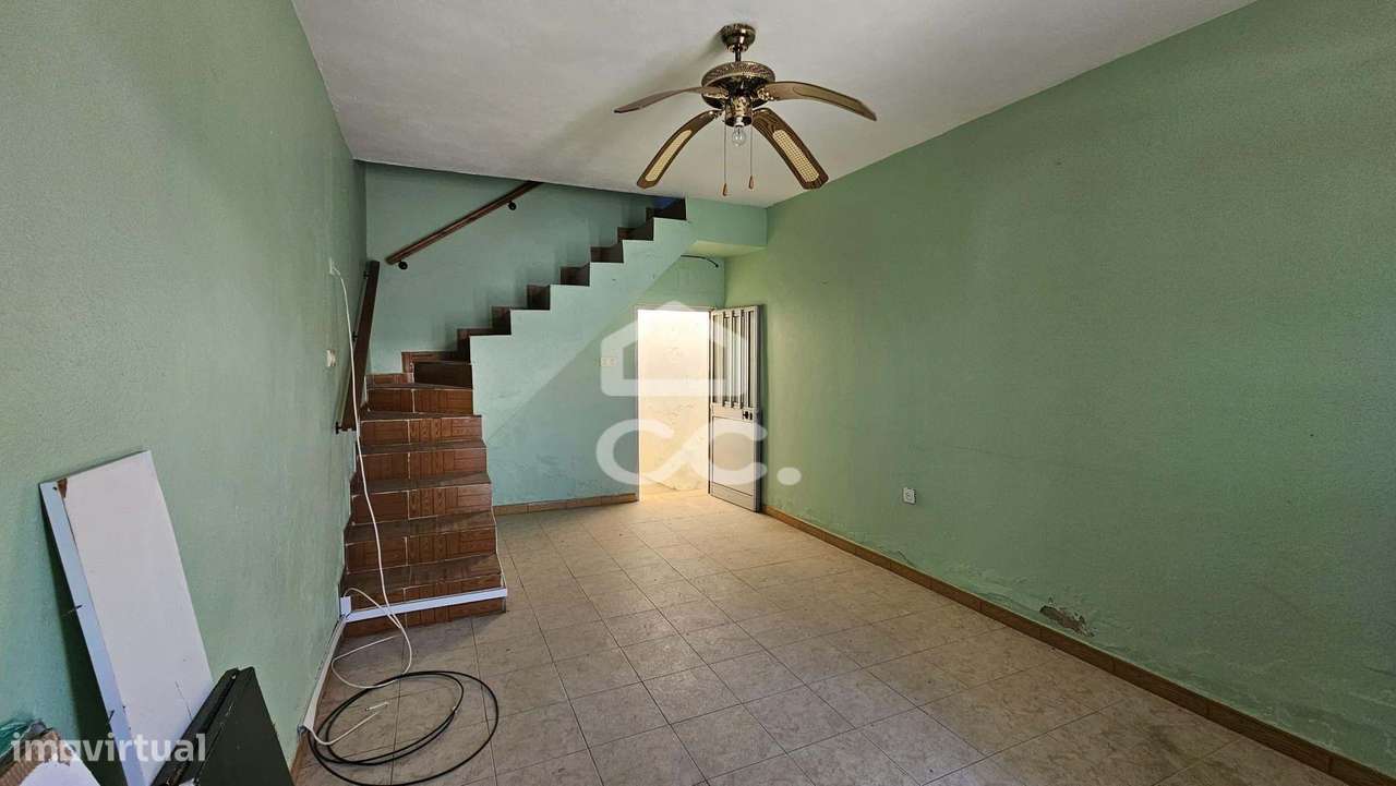 Moradia V2, localizada em Baleizão, para habitação própria ou investim - Grande imagem: 4/25