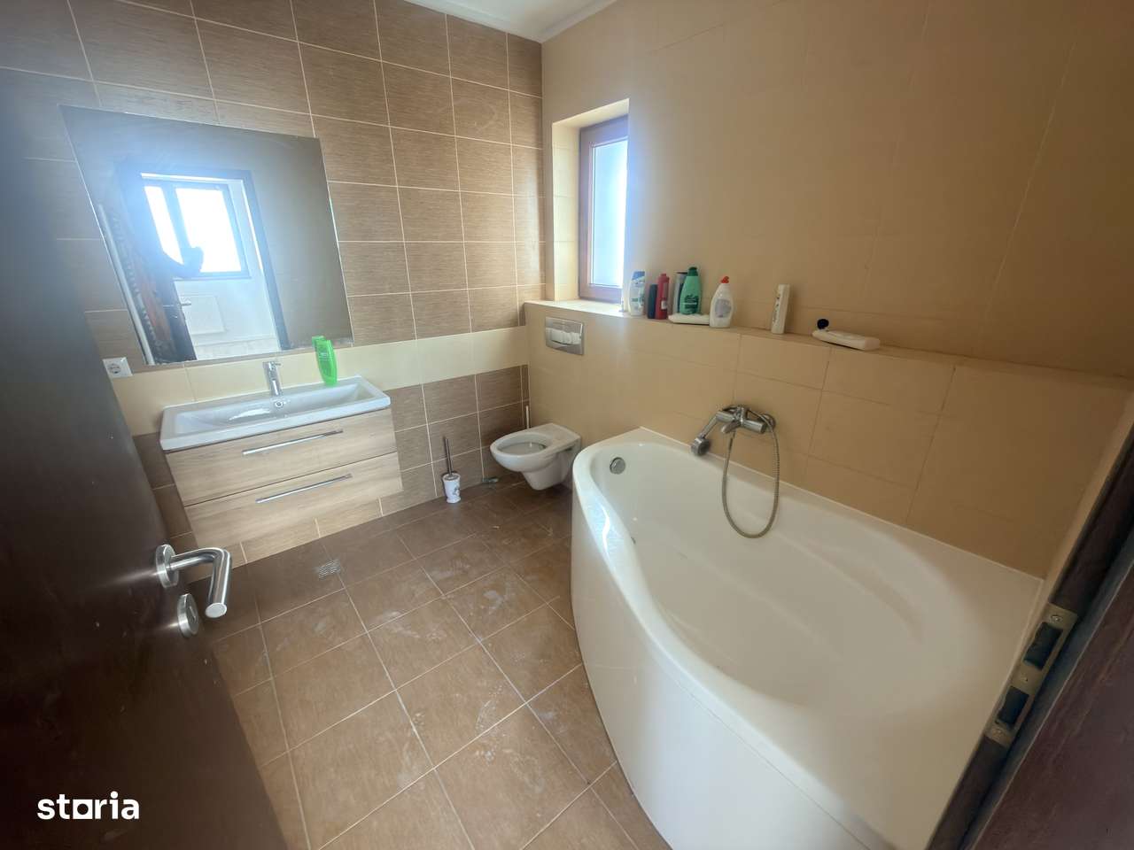 Casa individuala P+1. 4 cam. Teren 325mp. Complex inchis - Imagine principală: 5/18