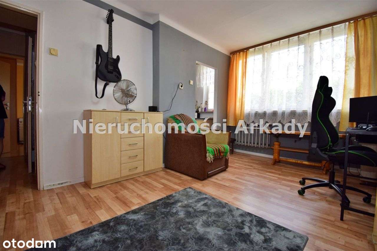 M3, niski blok, II piętro - Centrum-2