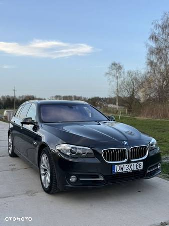 BMW Seria 5 530d xDrive Touring - 7