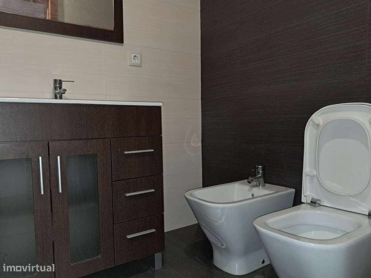 T2 em São Mamede Infesta. A 500mts do nó Circunvalação - Via Norte - Grande imagem: 5/15