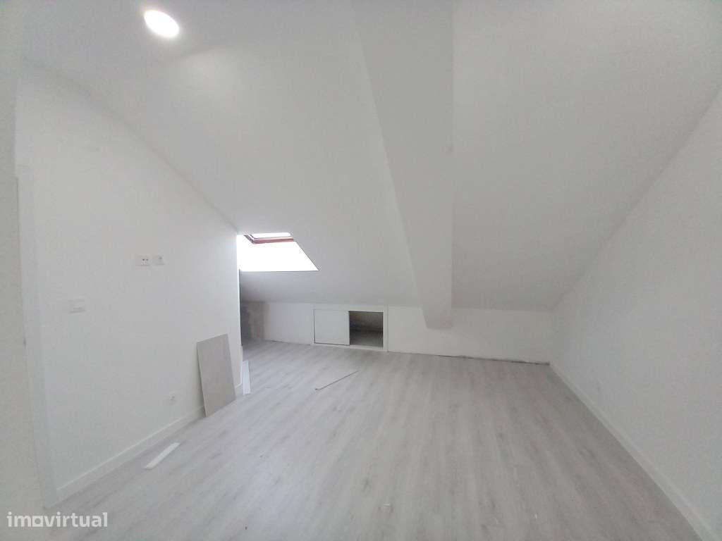 Apartamento T4 Venda em Costa da Caparica,Almada-34