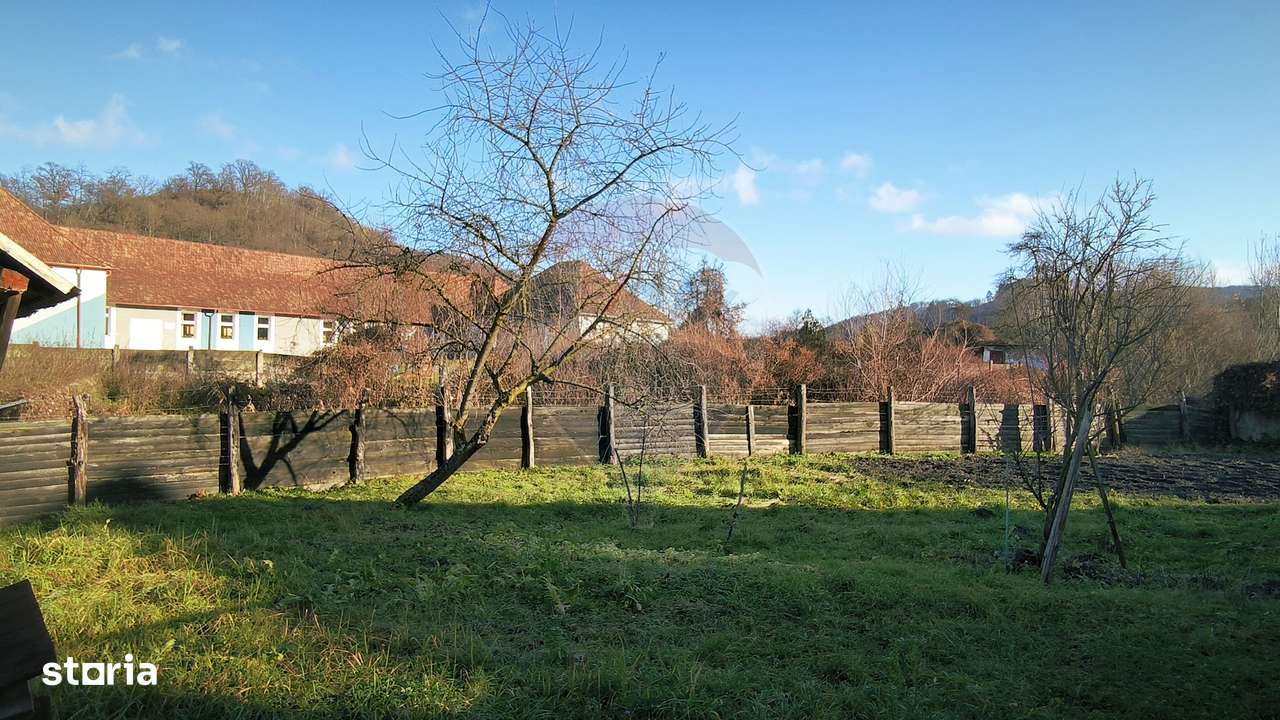 Casă / Vilă cu 4 camere de vânzare-12