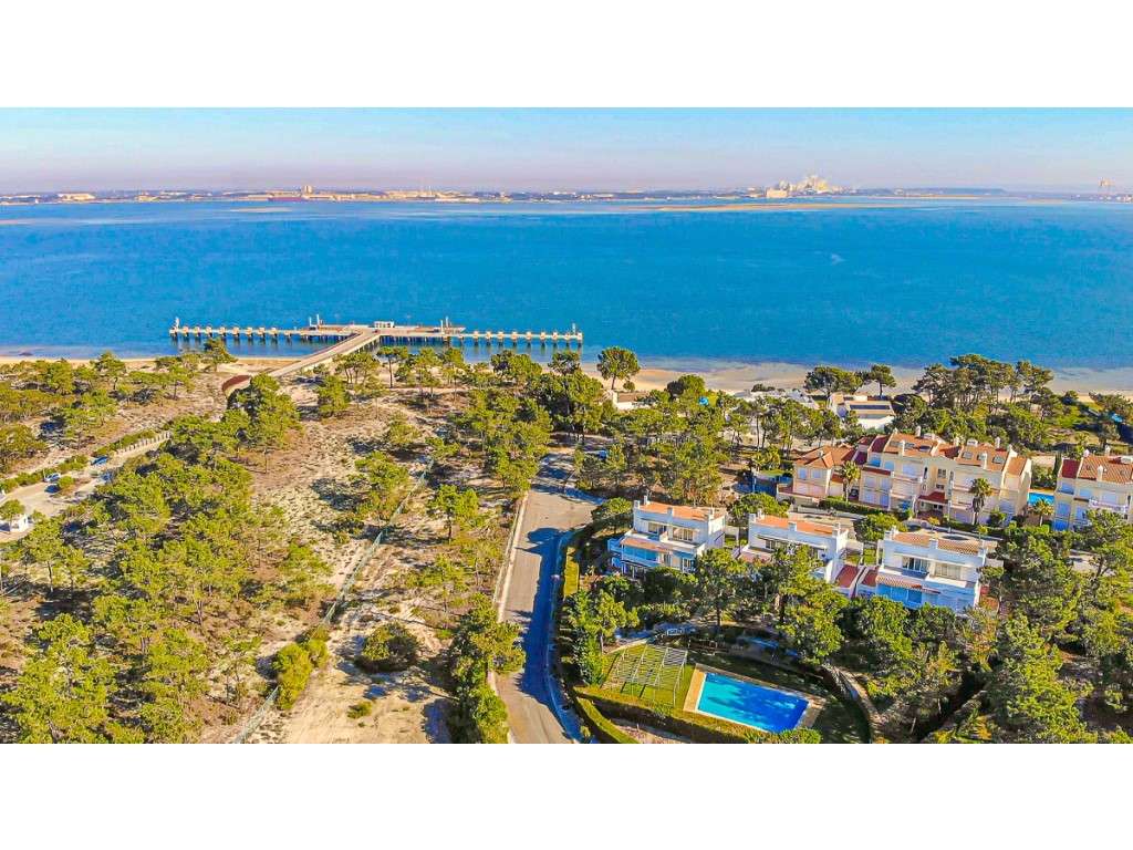 Troia Moradia de Luxo com 4 Suites-13