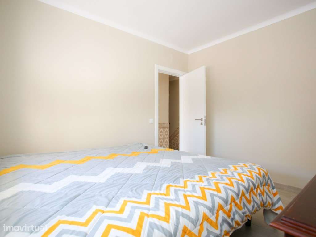 Moradia T3 em São Pedro - A poucos minutos da praia! - Grande imagem: 5/41