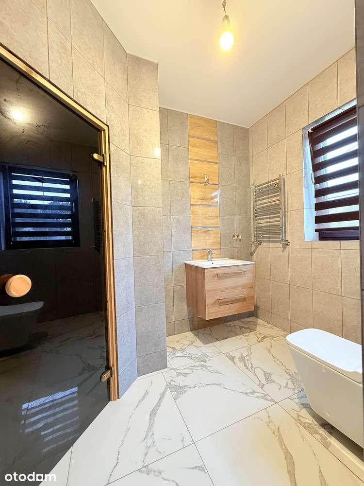 Przytulny dom z dużą działką w Klaudynie – idealny na rodzinne życie-4