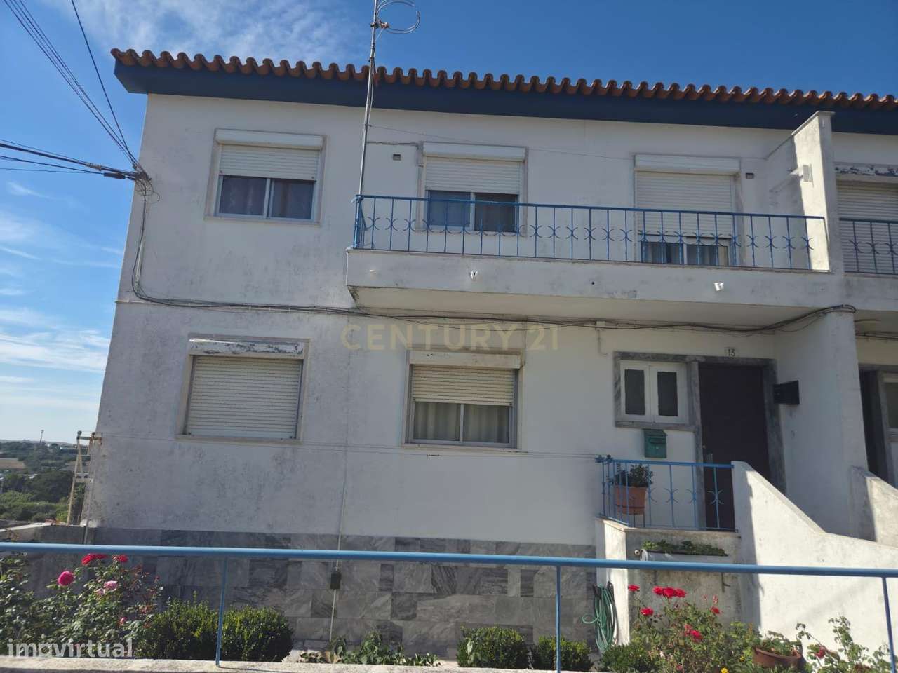 Apartamento T2 - Encontra-se arrendado a casal jovem com Contrato de A-7