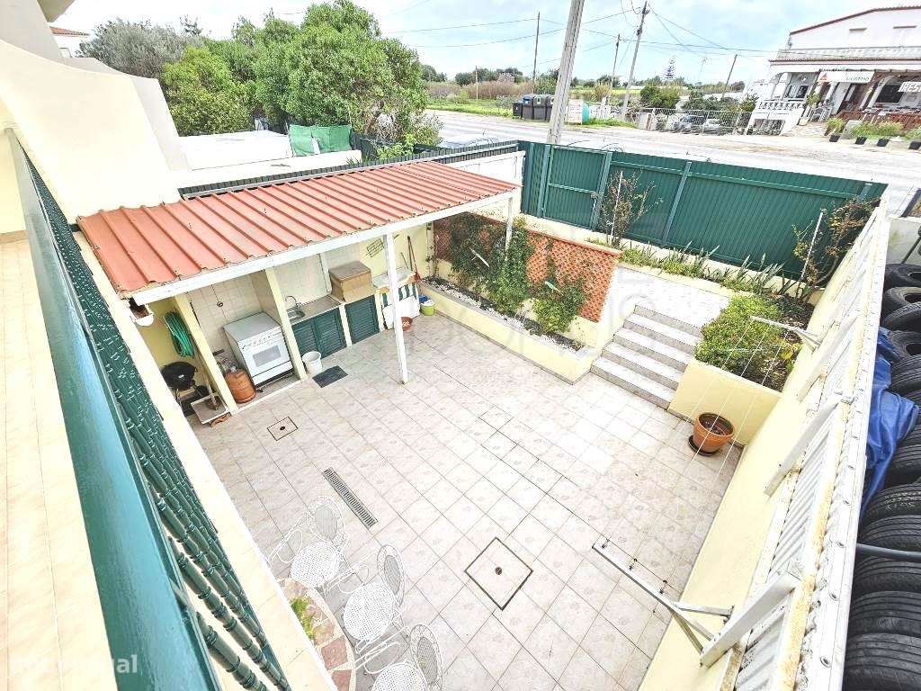 Moradia geminada T3+1 com Terraço - Vila Nova de Cacela-35