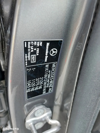 Mercedes-Benz CLA 200 d Shooting Brake 8G-DCT Edition 1 - 17