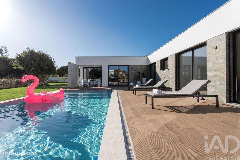 Casa / Villa T4 em Reguengo Grande de 198,00 m2 - Grande imagem: 1/21