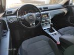 VW Passat Variant 2.0 TDi Confortline Navig - 21