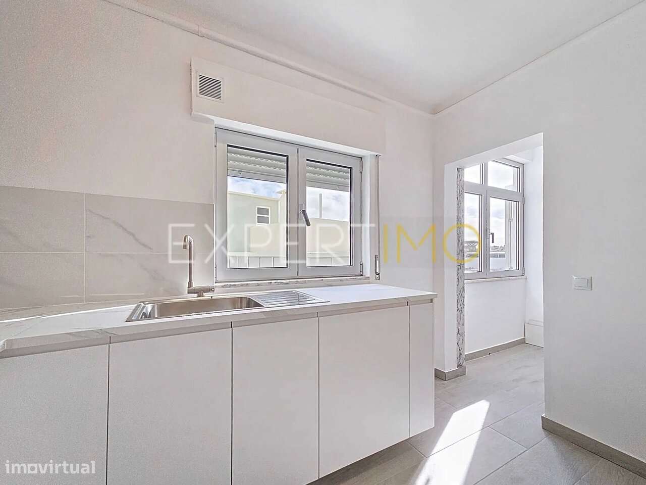 Apartamento T3 Renovado junto ao Aqua Portimão - Grande imagem: 5/33