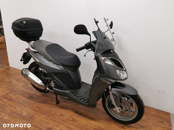 Aprilia Sportcity - 2