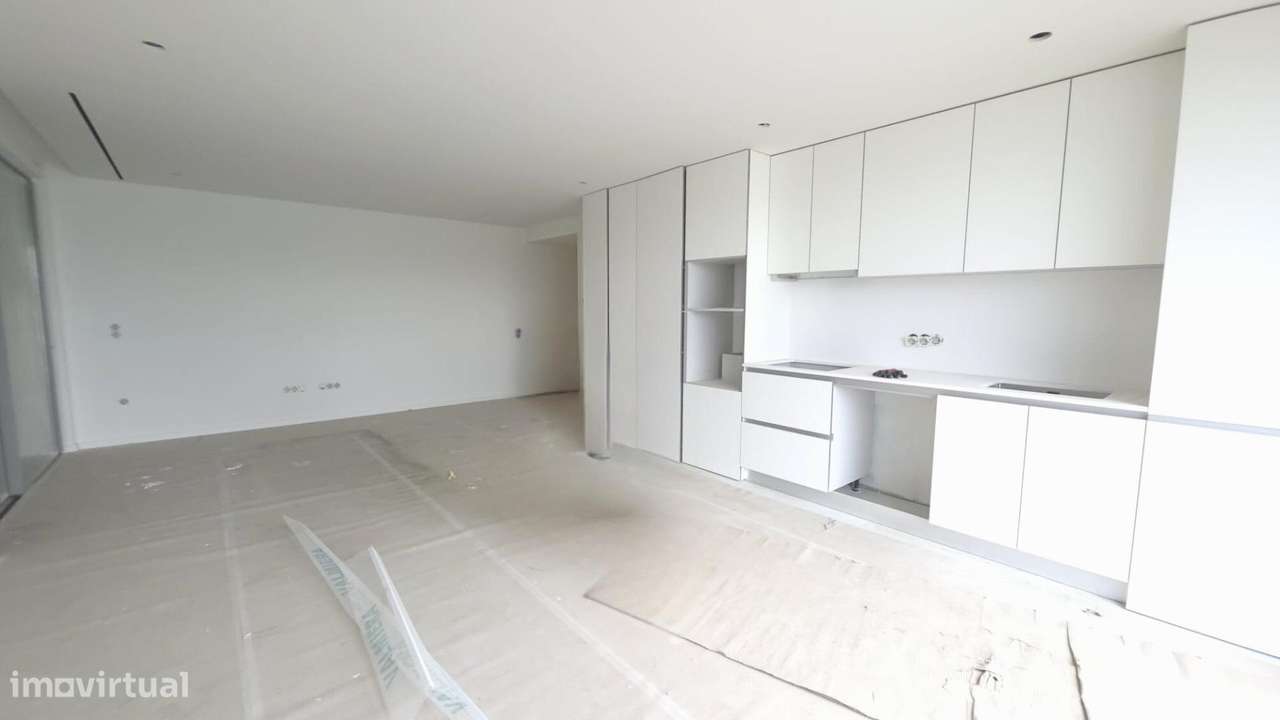 Apartamento T2 em Vila Nova de Gaia, nas proximidades de Espinho - Grande imagem: 2/33