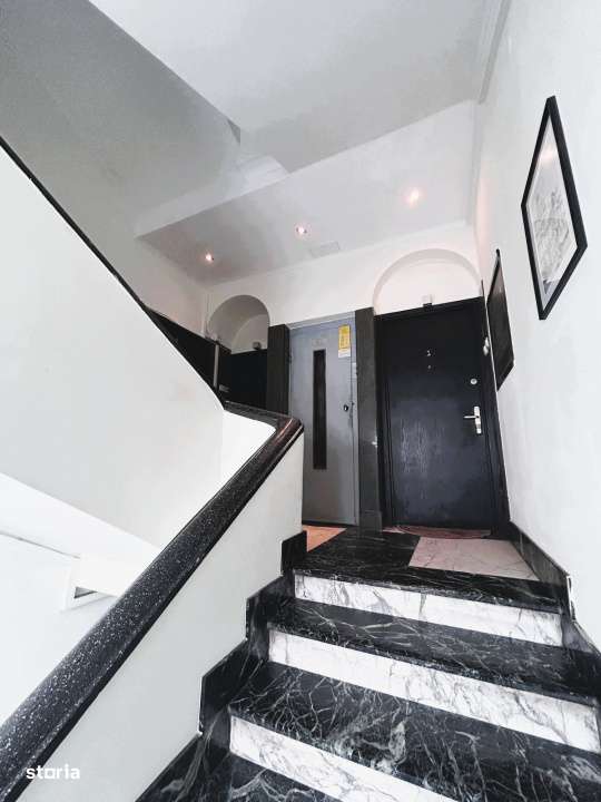 Vand apartament boem, intr-un bloc ca un refren-14