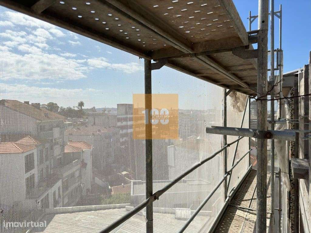 T2 duplex novo com varanda - Fontinha Lux Apartments - Grande imagem: 2/54