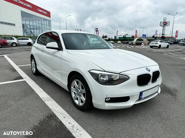 BMW Seria 1 114i - 3