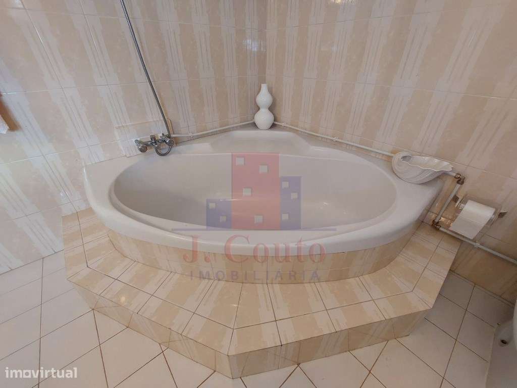 MoradiaT6 em Caldas da Rainha-56