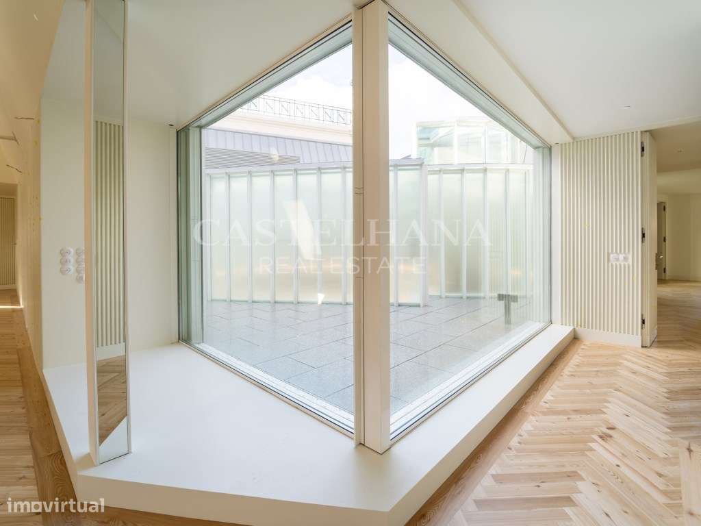 Apartamento T2 com varanda inserido em novo empreendimento nos Aliados - Grande imagem: 2/100