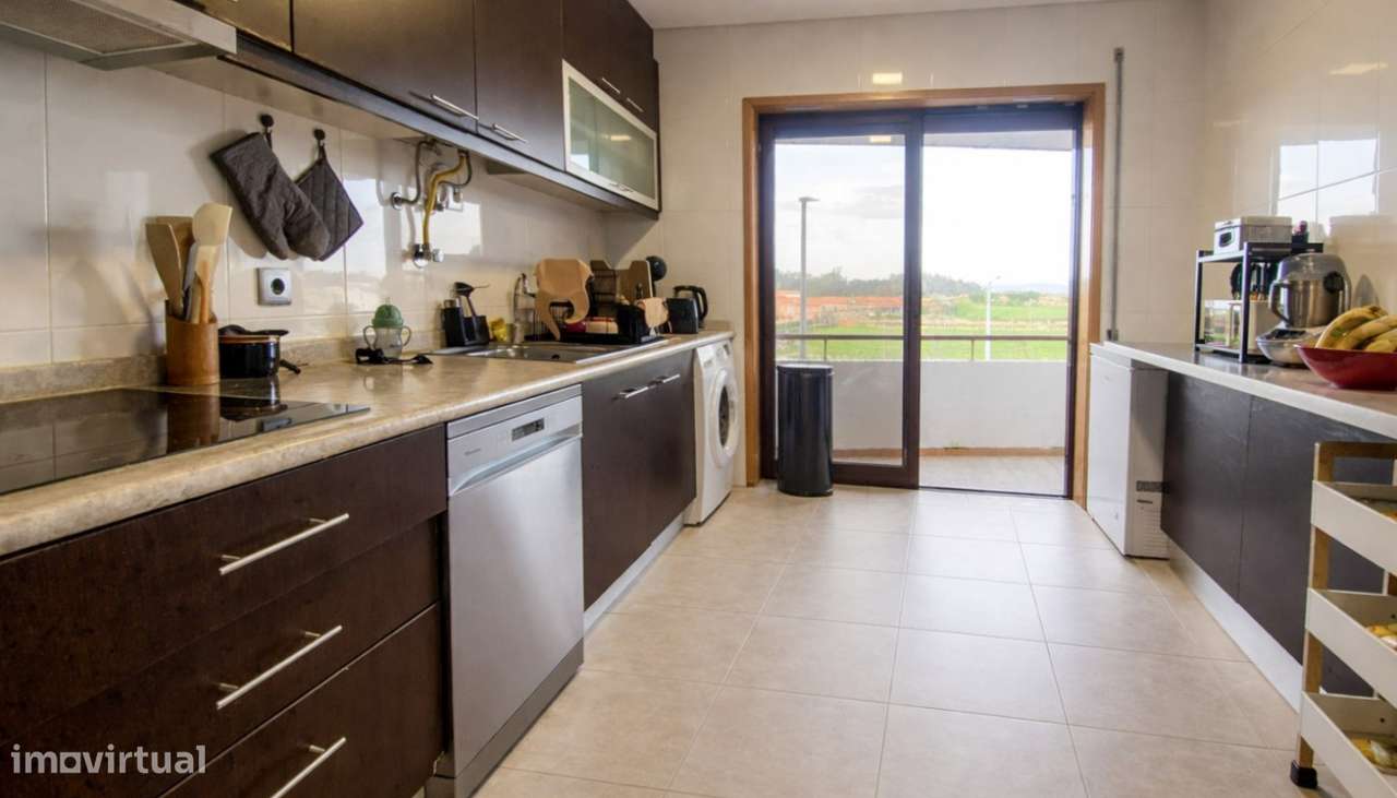 Venda de Apartamento T3 duplex, Macieira da Maia, Vila do Conde - Grande imagem: 4/23