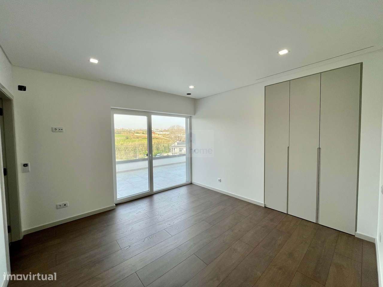 Moradia T4 | Quatro suites | Elevador | Garagem | Lourinhã | Praia da-29