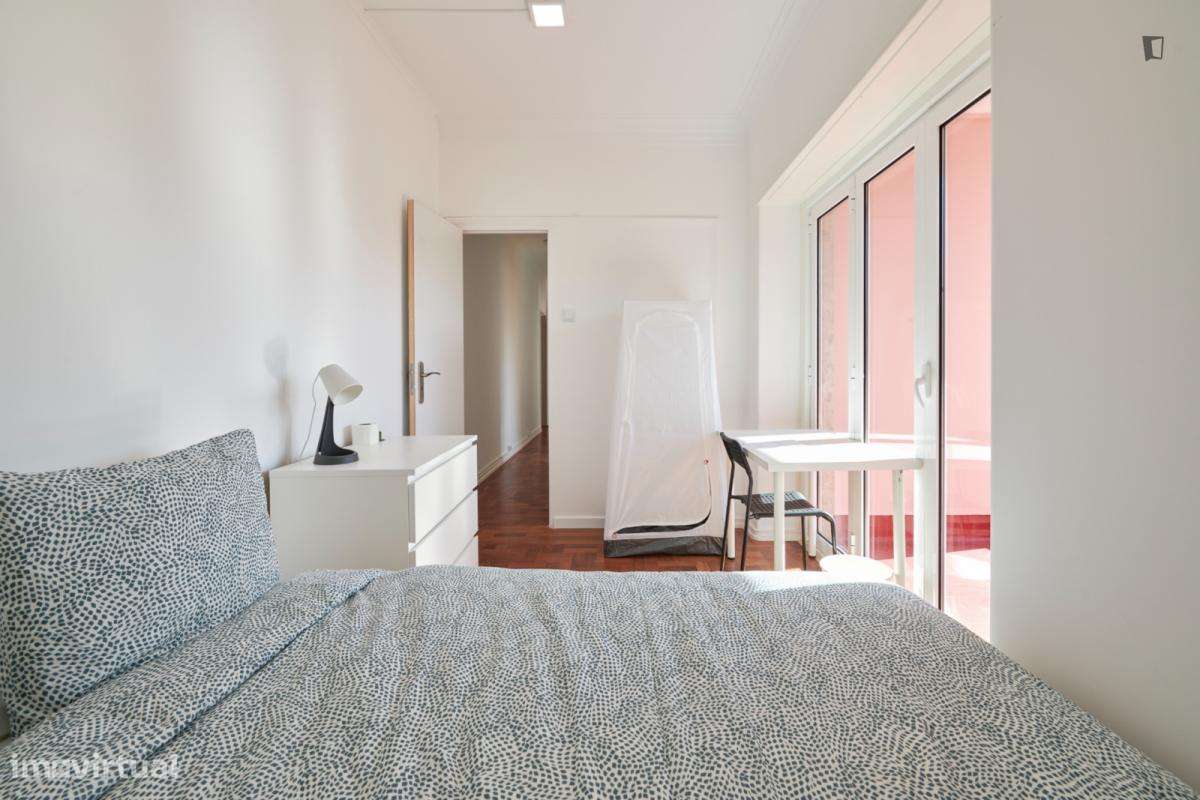 Quarto - localizado em Entrecampos Lisbon - Grande imagem: 4/25