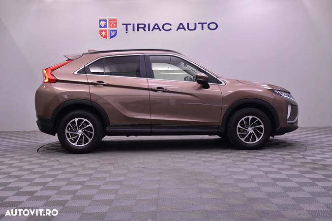 Mitsubishi Eclipse-Cross - 6