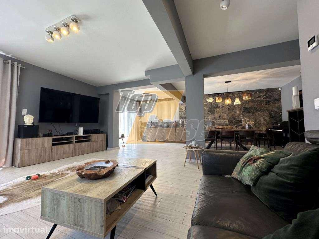 Moradia Isolada T4+1 - Vista de Mar - Charneca de Caparica-3