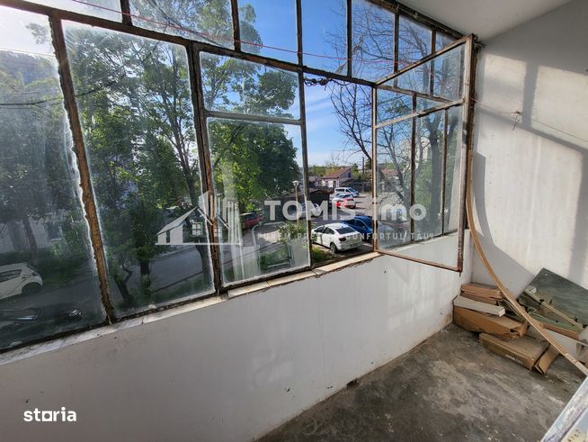 Garsonieră decomandată cu balcon-2