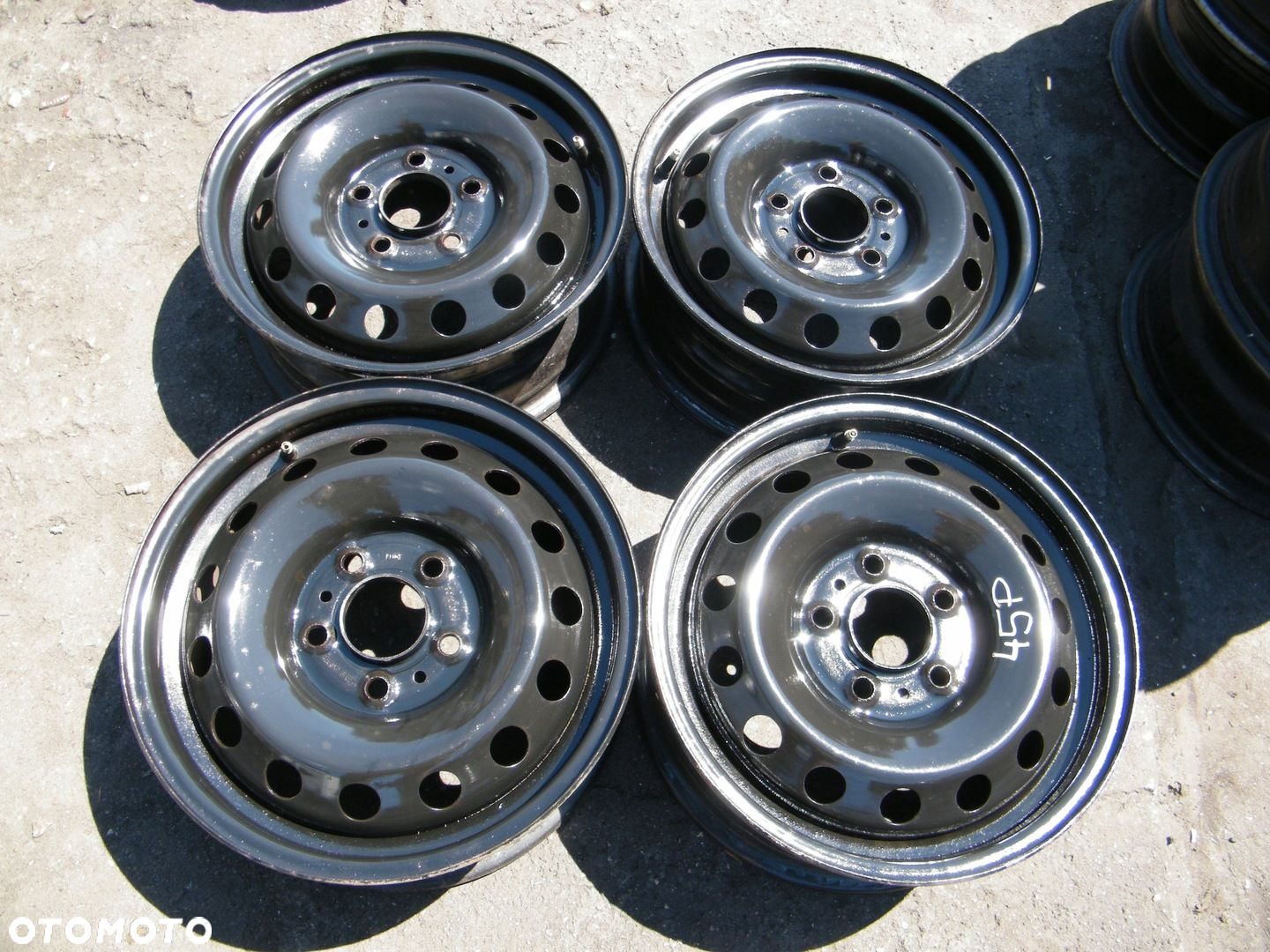 45P 5x114,3 R15 et48 KIA VENGA SOUL HYUNDAI IX2 - 2