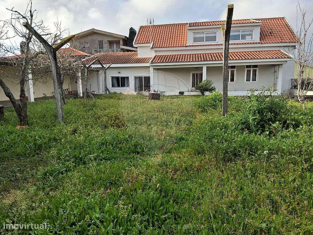 Moradia T4 para venda-2