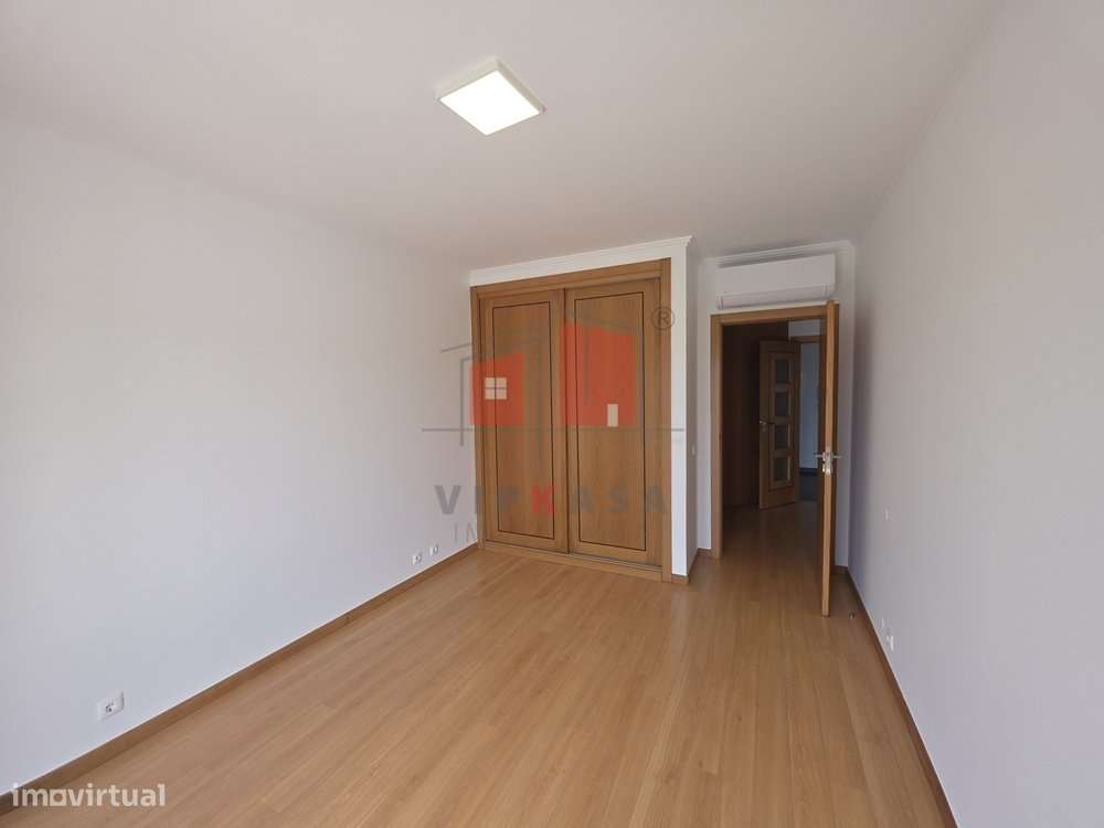 Apartamento T3+1 em Mafra-13