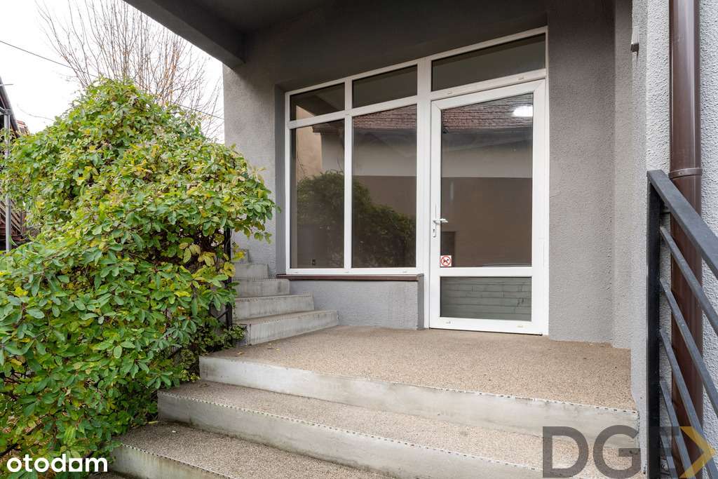 Gotowy do wejścia lokal w sercu Krzeszowic-8