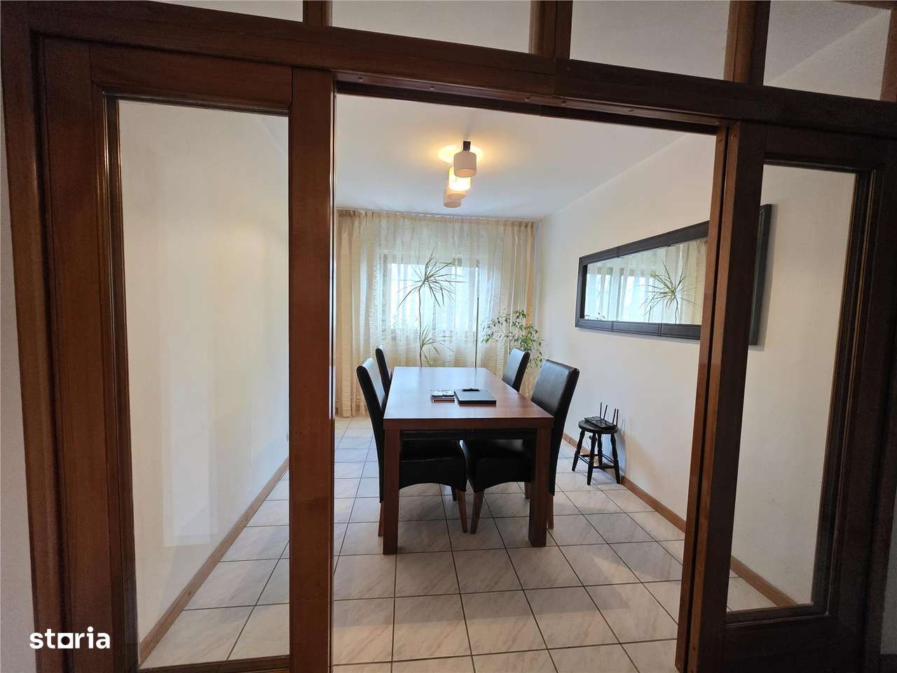 4 camere - centrala termica - parcare - Crangasi