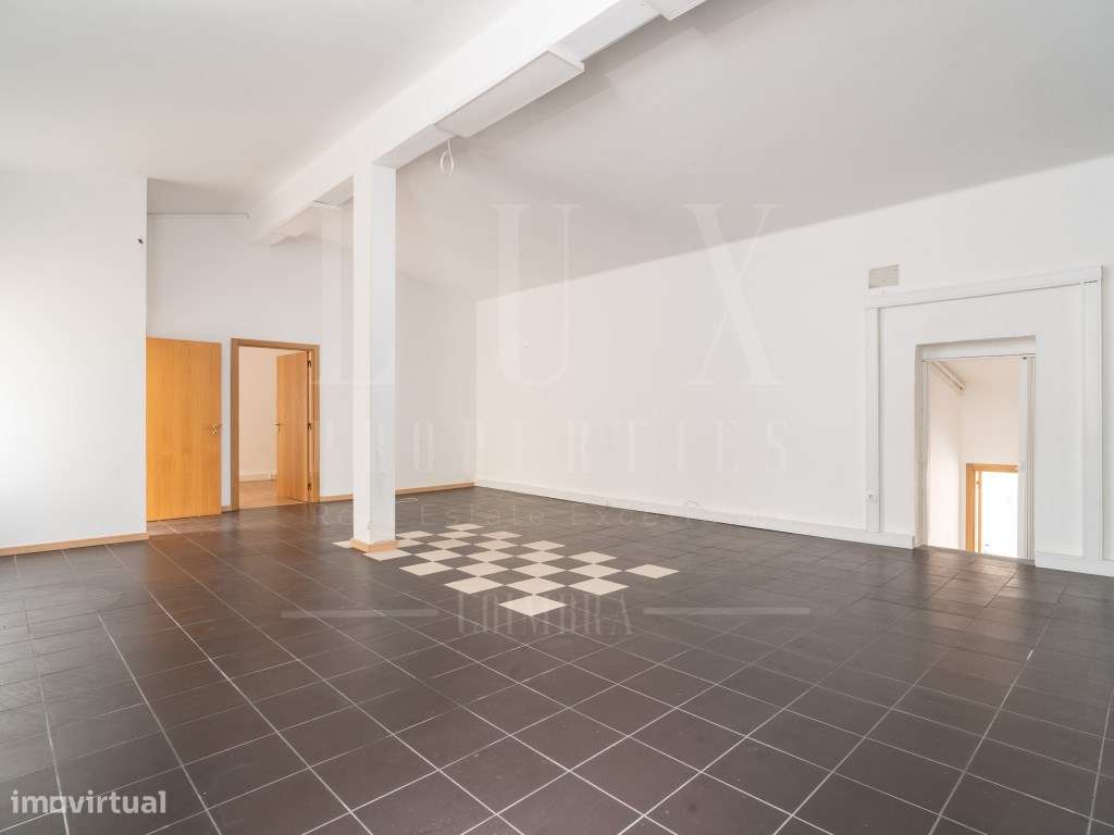 2 Garagens + Comércio | Av. Fernando Namora, Coimbra - Grande imagem: 3/30