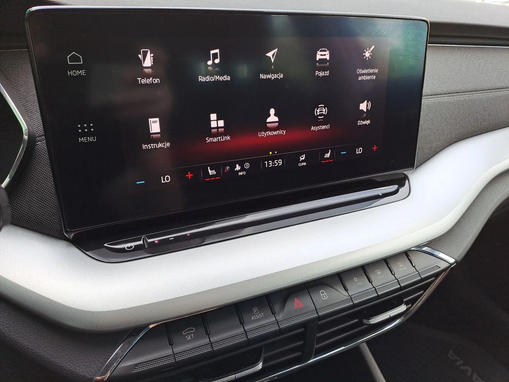 SKODA OCTAVIA 1.5 TSI 150KM DSG ACC Ambiente Kamera Salon PL ASO VAT23%