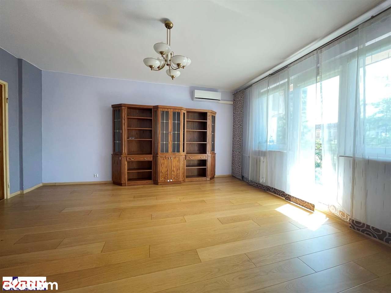 3 pokojowe mieszkanie w świetnej lokalizacji.-3