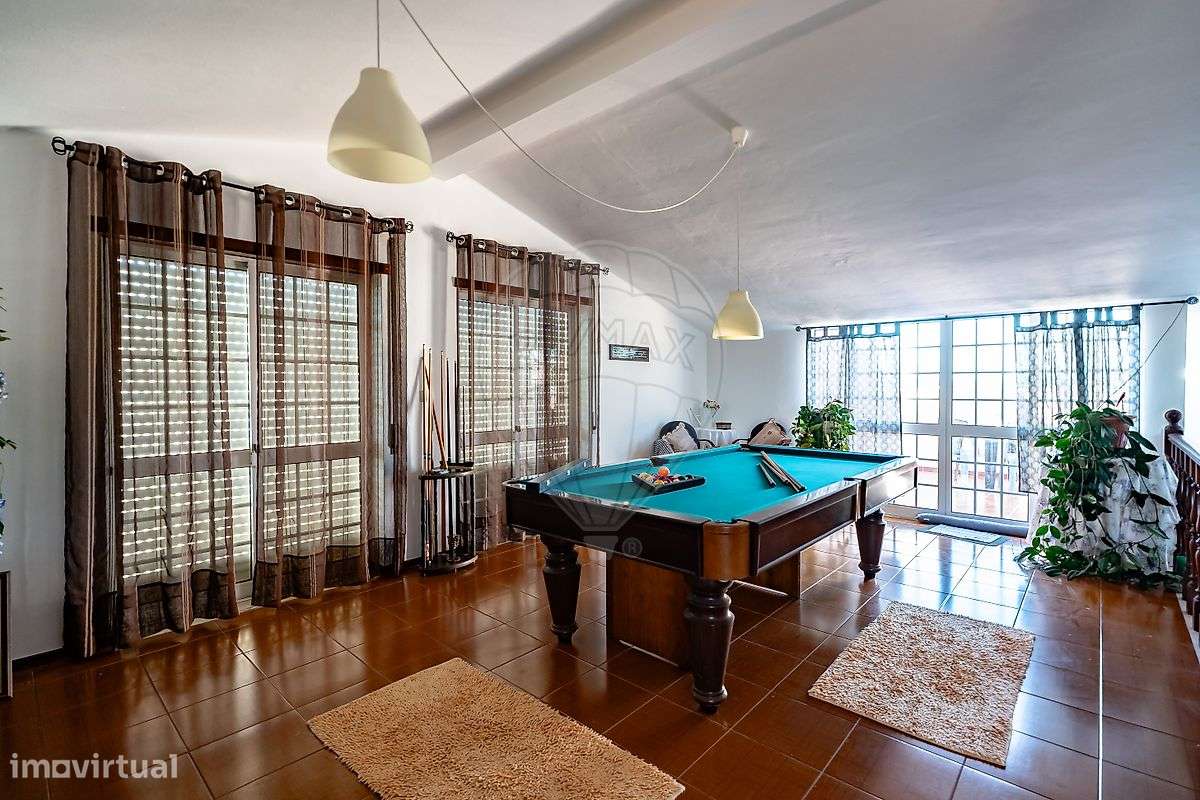 Excelente moradia T5 em localização única em Montemor-O-Velho.-27