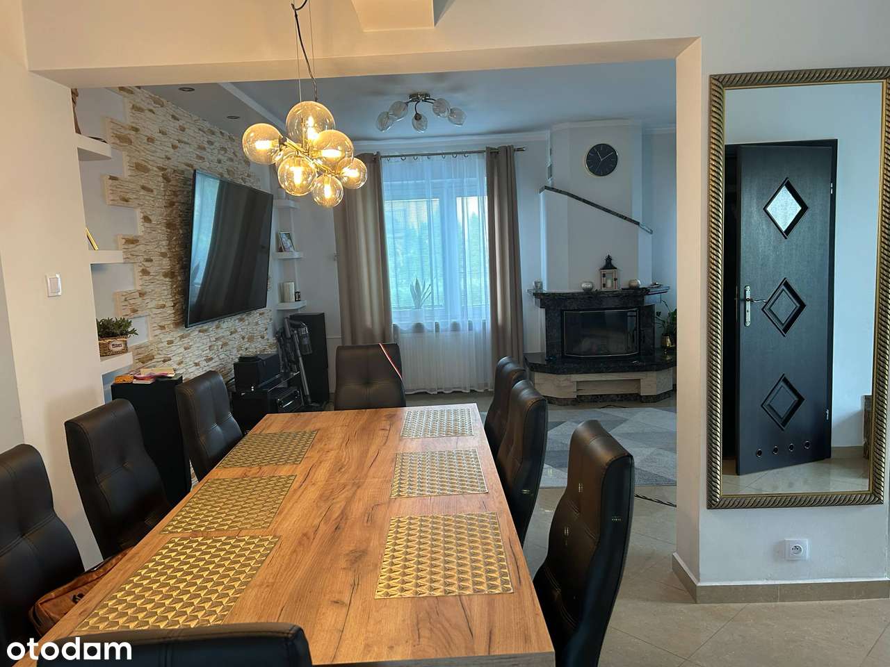 Dom w zabudowie bliźniaczej z dużym garażem - 6 pokoi Pruszków Żbików-1