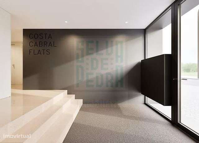 T0 novo c/ varanda e lugar de garagem-7