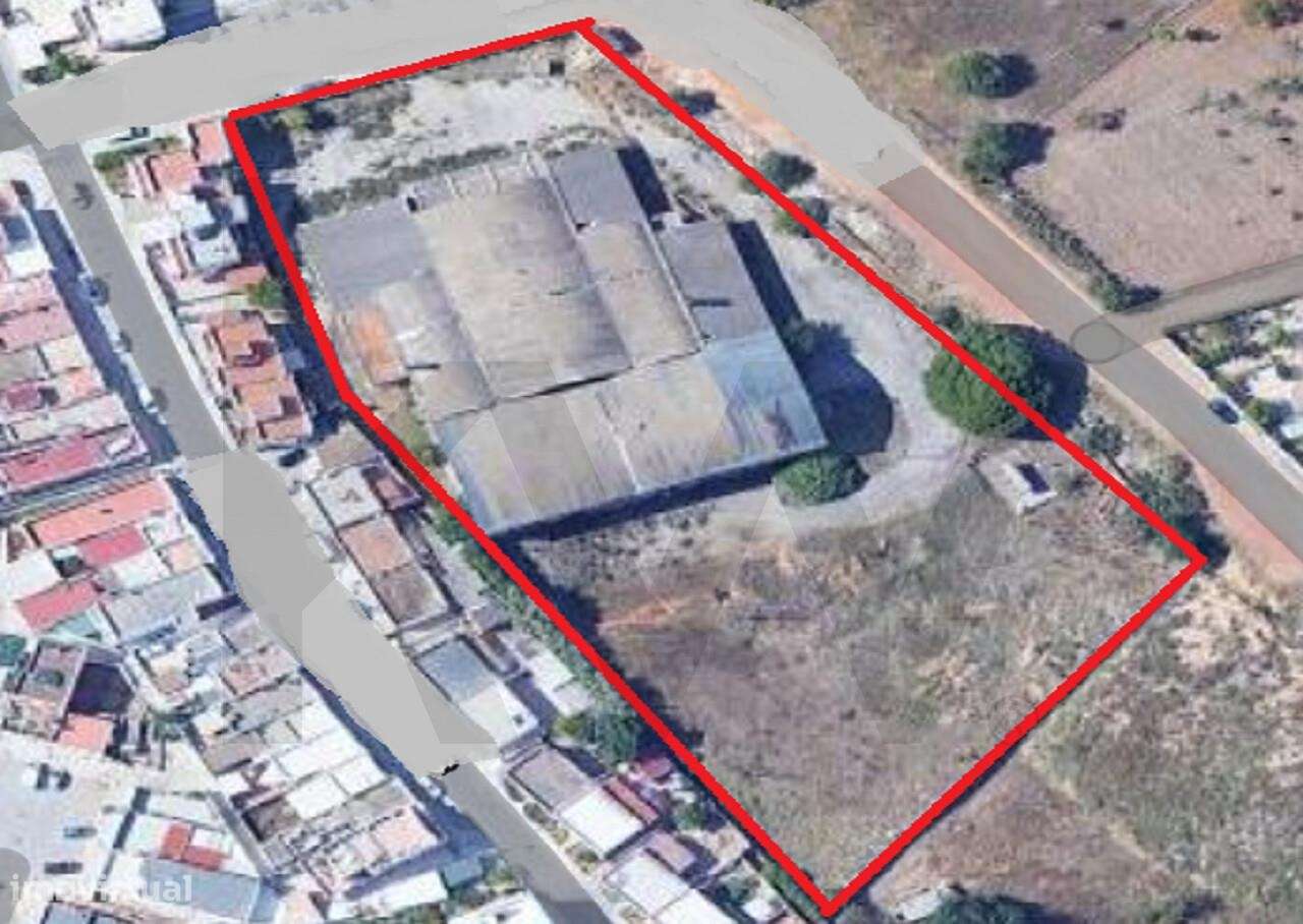 Terreno com 9108m2 com projeto aprovado para construção de 150 fogos - Grande imagem: 5/5