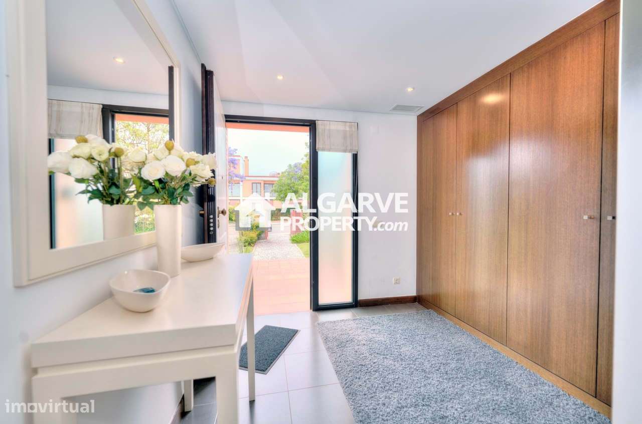 Moradia 5 Quartos no Golfe a poucos minutos da praia e marina de Vilam-3